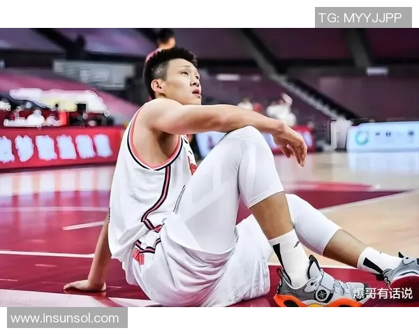 周鹏的篮球生涯回顾与未来展望：从青年才俊到球队核心的成长之路