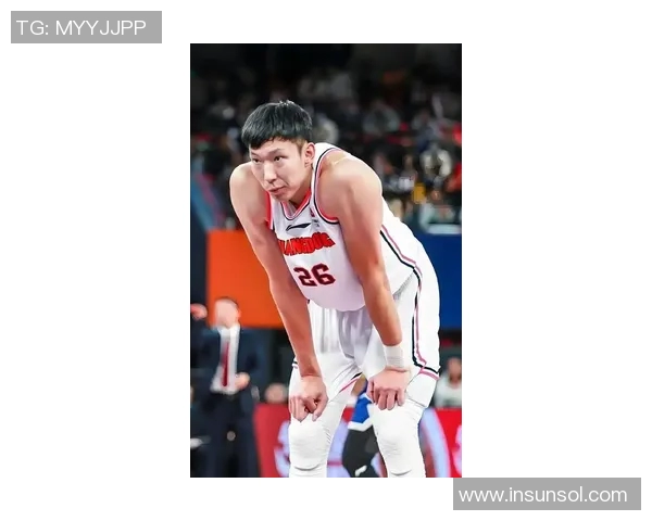 周琦在国际赛场上的崛起与挑战解析，展望未来篮球生涯的无限可能性