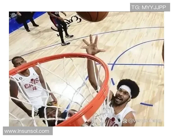 2007年NBA季后赛骑士与活塞的激烈对决与历史性时刻回顾