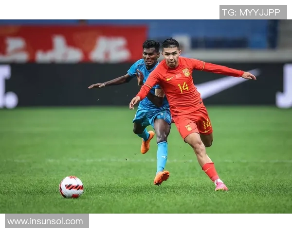 川崎前锋与明治大学的激烈对决展现足球魅力与青春活力