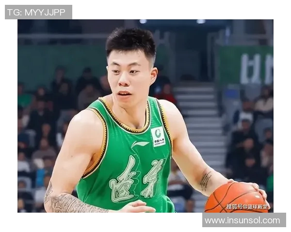 张镇麟：从青涩球员到篮球明星的成长之路与奋斗故事