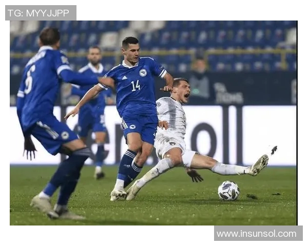 河床与波特诺山的巅峰对决谁能在足球赛场上笑到最后