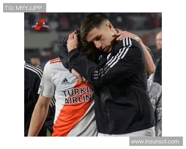 河床与拉普拉塔大对决背后的故事与传奇分析