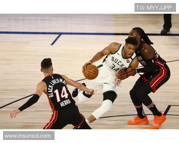 热火与雄鹿激战11月23日NBA焦点对决精彩纷呈期待球迷热情助威