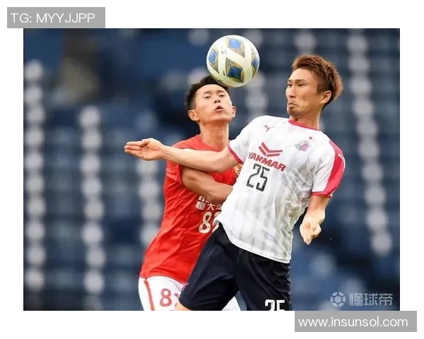 上海足球队强势领跑足球状态排行榜展现出卓越竞技实力与团队合作精神