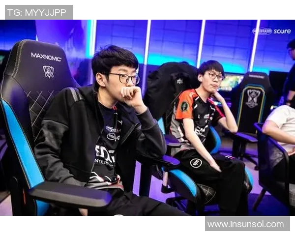 EDG战队在CSGO中的灵活战术解析与团队协作探讨